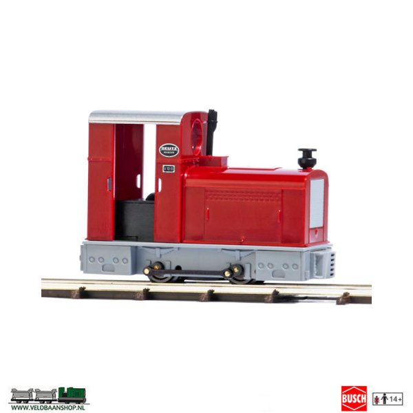 Busch 12131 veldspoor Diesel locomotief Deutz OMZ 122F rood/- grijs Veldbaanshop.nl