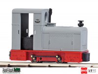 Busch 12133 veldspoor Diesel locomotief Deutz OMZ 122F grijs-rood